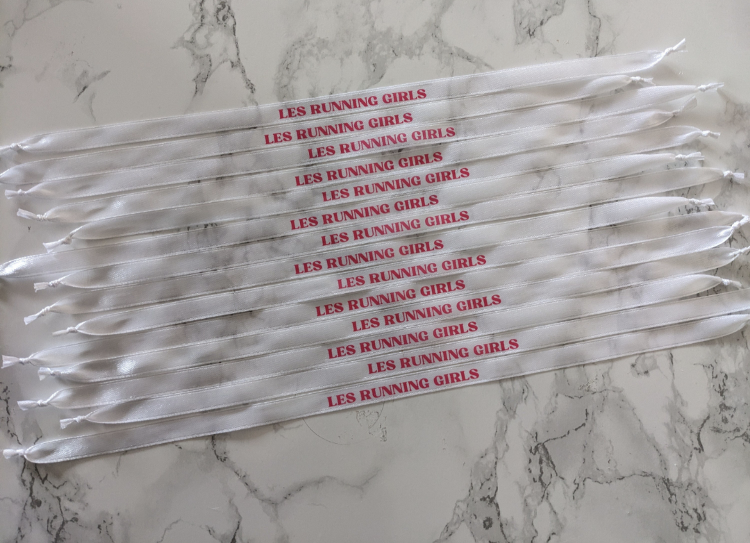 Bracelet Satiné Personnalisé – Cadeau Invité & Souvenir d’Événement - Bracelet Satiné à nouer