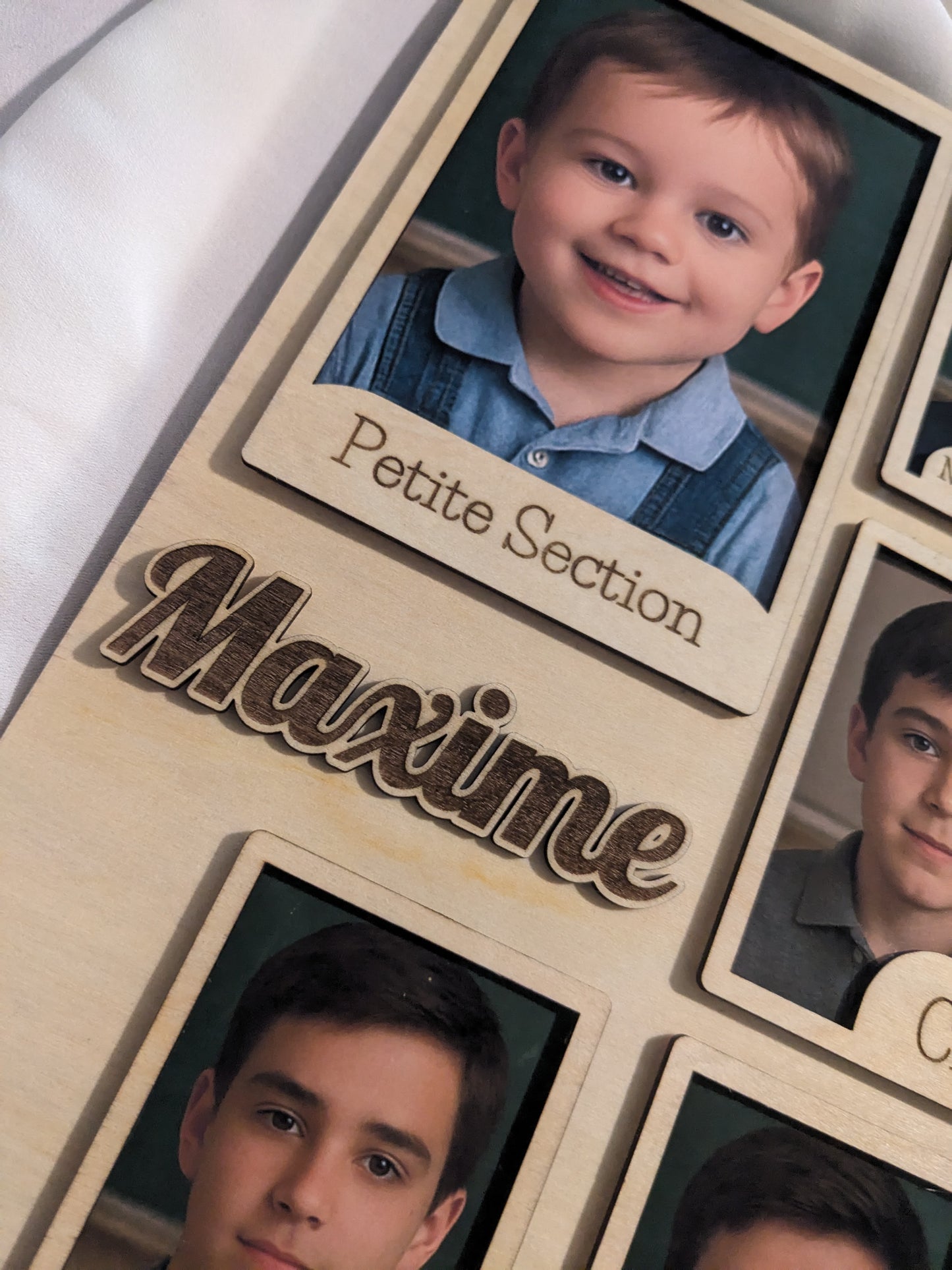 Pancarte en bois personnalisée pour photos de classe, de la petite section à la 3e, Boutique Mimibiou